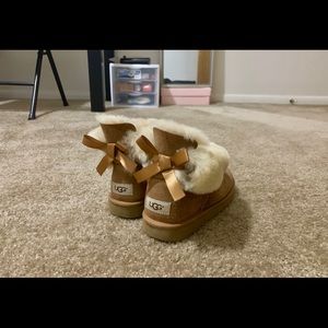 UGG for sale!